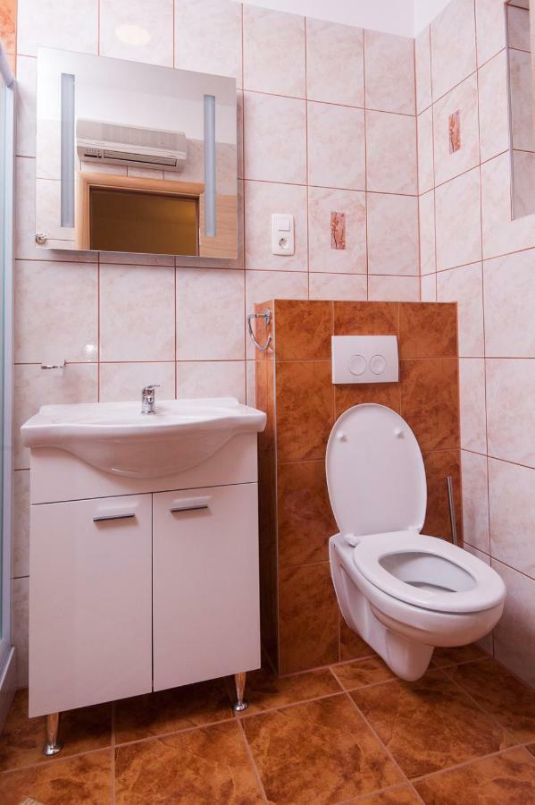 Apartmani Galija Pisak Exterior photo