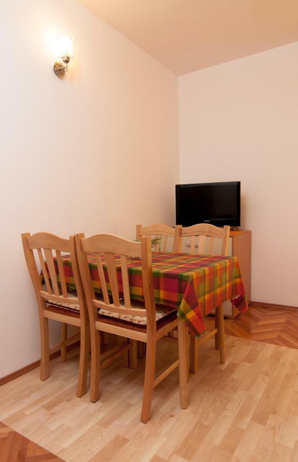 Apartmani Galija Pisak Exterior photo